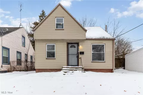 4007 E 154th St, Cleveland, OH 44128