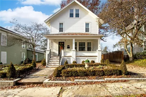 814 N Bever St, Wooster, OH 44691