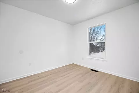 Bedroom - 127 Parmely Ave, Elyria, OH 44035 photo 7 of 10