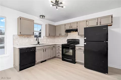 Kitchen - 127 Parmely Ave, Elyria, OH 44035 photo 1 of 2