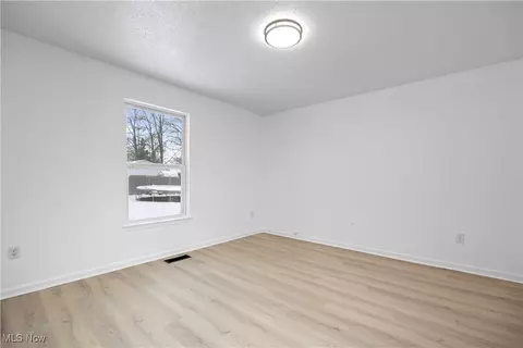 Bedroom - 127 Parmely Ave, Elyria, OH 44035 photo 4 of 10