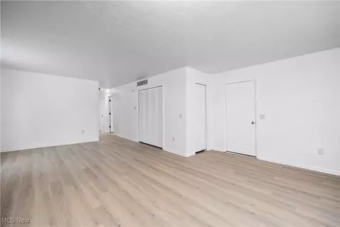 Living - 127 Parmely Ave, Elyria, OH 44035 photo 1 of 6