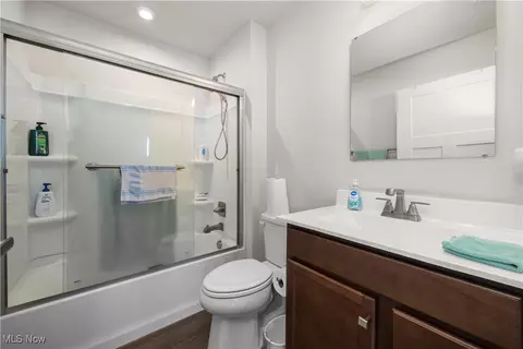 Bath - 133 W Spring Dr, Elyria, OH 44035 photo 1 of 3