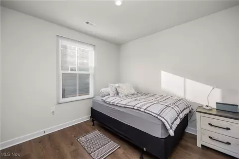 Bedroom - 133 W Spring Dr, Elyria, OH 44035 photo 1 of 9