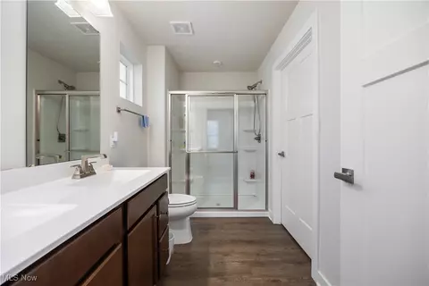 Bath - 133 W Spring Dr, Elyria, OH 44035 photo 3 of 3