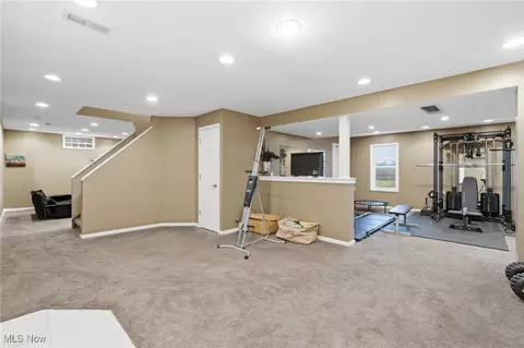 4212 Devonshire Ct, Akron, OH 44321 photo 42