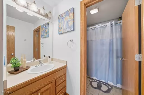 4212 Devonshire Ct, Akron, OH 44321 photo 34