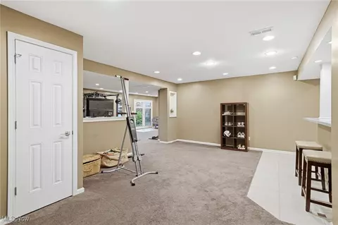 4212 Devonshire Ct, Akron, OH 44321 photo 41