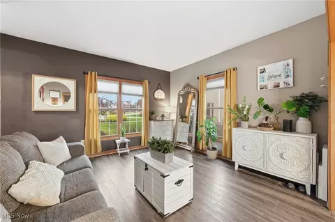 4212 Devonshire Ct, Akron, OH 44321 photo 14