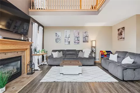 4212 Devonshire Ct, Akron, OH 44321 photo 25