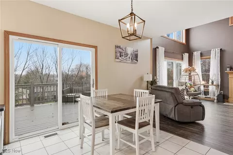 4212 Devonshire Ct, Akron, OH 44321 photo 22