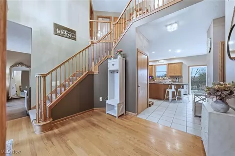 4212 Devonshire Ct, Akron, OH 44321 photo 10