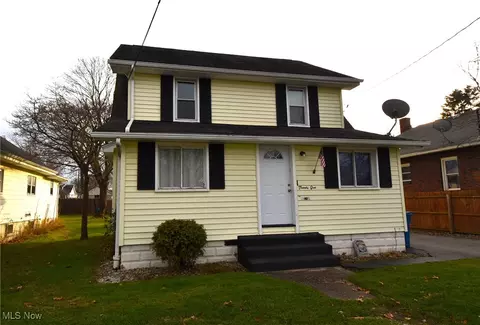 21 Katherine St, Struthers, OH 44471