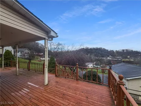 Exterior - 175 Wall St, Weirton, WV 26062 photo 3 of 8