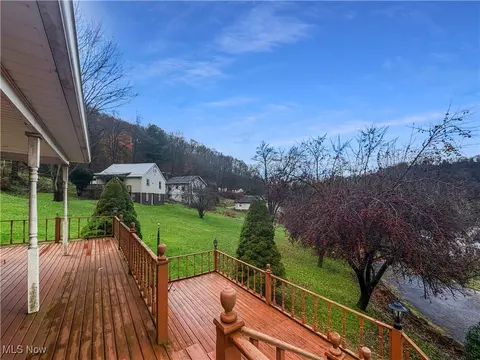 Exterior - 175 Wall St, Weirton, WV 26062 photo 6 of 8