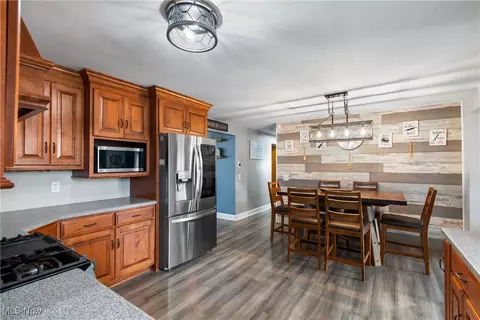 2608 Helen Pl NW, Canton, OH 44708 photo 2