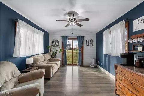 2608 Helen Pl NW, Canton, OH 44708 photo 8