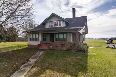 7908 Garman Rd, Burbank, OH 44214