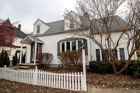 4223 Kirtland Rd, Willoughby, OH 44094