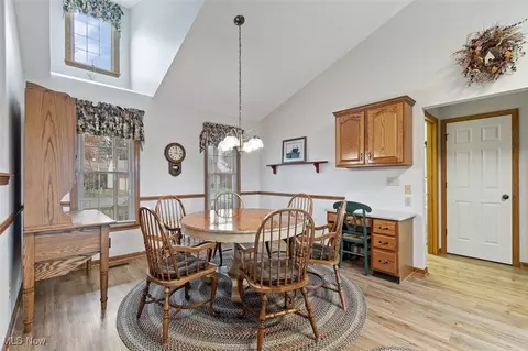 Dining - 6817 Thicket St NW, Canton, OH 44708 photo 1 of 1