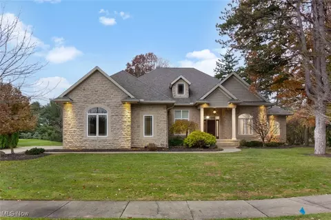 1514 Lancaster Gate SE, Canton, OH 44709