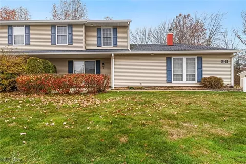 4916 Friar Rd #B, Stow, OH 44224