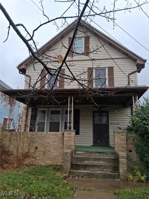 304 Columbus Ave NW, Canton, OH 44708