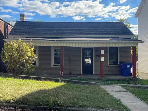 238 Moore St, East Liverpool, OH 43920