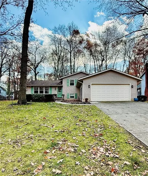 4444 Hickory Trl, Stow, OH 44224
