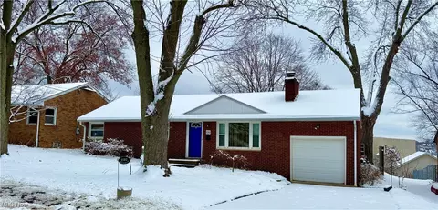 2312 Clarendon Ave NW, Canton, OH 44708 photo 2