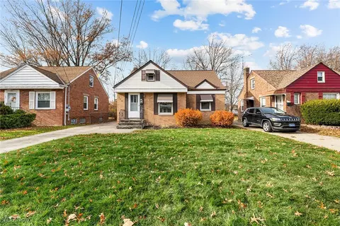 340 E 257th St, Euclid, OH 44132