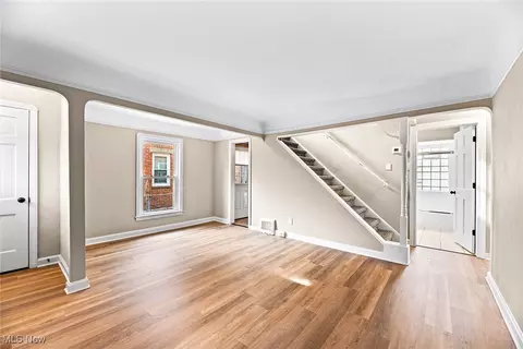 Living - 340 E 257th St, Euclid, OH 44132 photo 2 of 5
