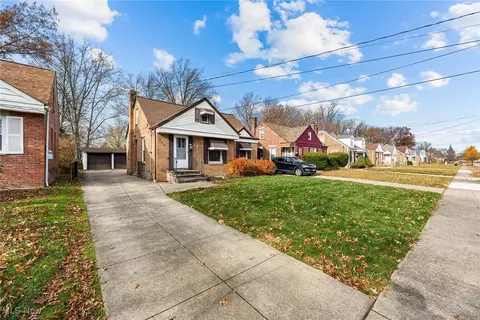 Exterior - 340 E 257th St, Euclid, OH 44132 photo 6 of 6