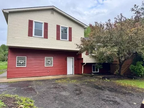 16949 Ravenna Rd, Chagrin Falls, OH 44023