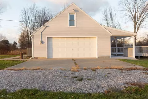 3448 Maple Rd, Jefferson, OH 44047 photo 4