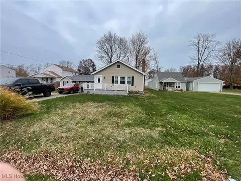 34205 Victor Dr, Eastlake, OH 44095