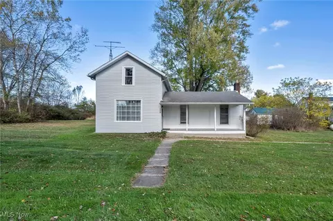 5639 Trumbull Rd, Geneva, OH 44041 photo 2