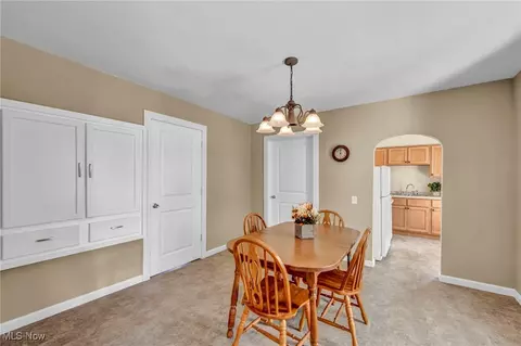 5639 Trumbull Rd, Geneva, OH 44041 photo 9