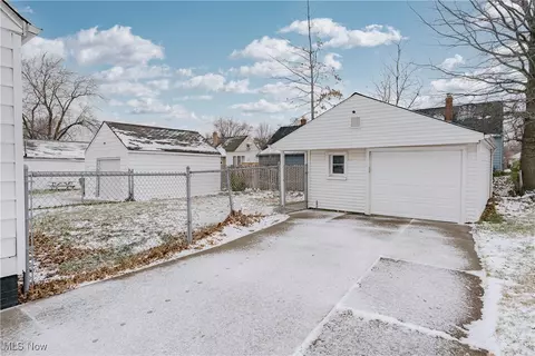 901 E 210th St, Euclid, OH 44119 photo 28