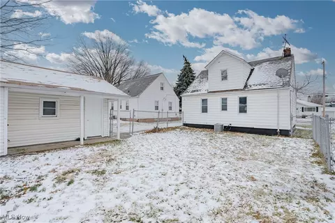 901 E 210th St, Euclid, OH 44119 photo 30