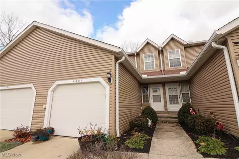 1401 Colony Dr, Streetsboro, OH 44241