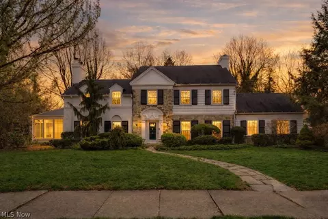 505 Ridgecrest Rd, Akron, OH 44303