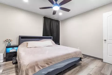 Bedroom - 2255 Jackson St, Lorain, OH 44052 photo 3 of 4