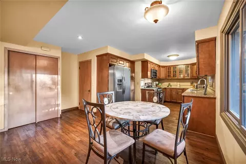 3046 Rockefeller Rd, Willoughby Hills, OH 44092 photo 12