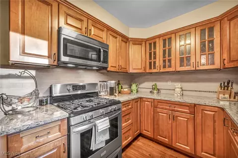 3046 Rockefeller Rd, Willoughby Hills, OH 44092 photo 10