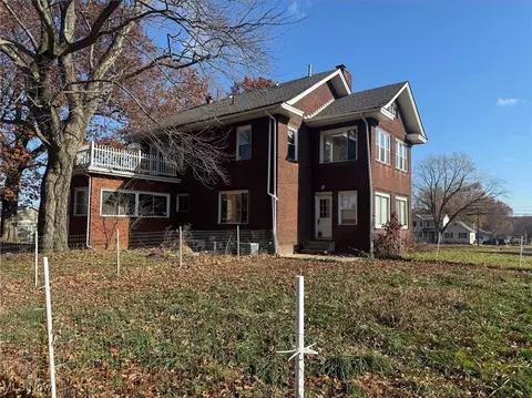 400 N Road Rd SE, Warren, OH 44484