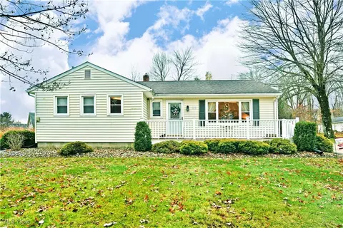 3224 Reeves Rd NE, Warren, OH 44483