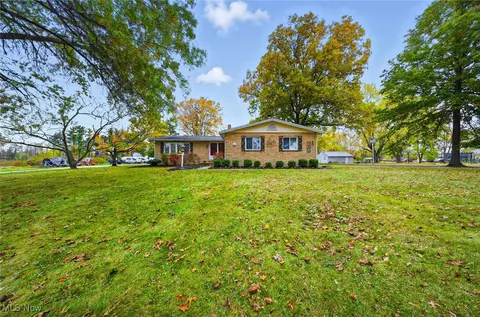 5578 Lafayette Rd, Medina, OH 44256