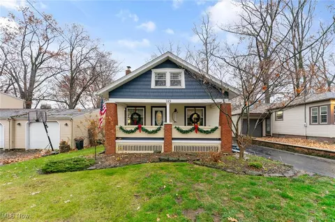 145 Parkgate Ave, Austintown, OH 44515