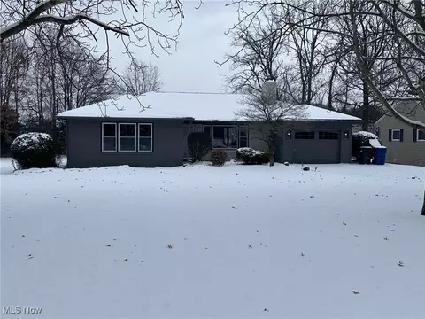 1927 Center Rd, Avon, OH 44011